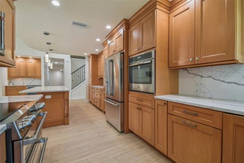 Купить виллу или дом в Тампа, Флорида 12 комнат, 332.96м2, № 1883507 - фото 20