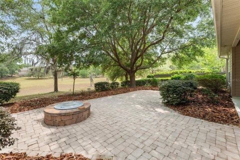 House in Newberry, Florida 5 bedrooms, 263.01 sq.m. № 2093275 - photo 4