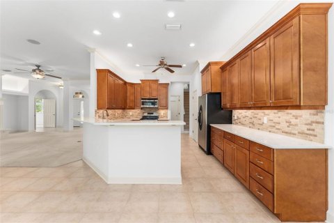 House in Newberry, Florida 5 bedrooms, 263.01 sq.m. № 2093275 - photo 16