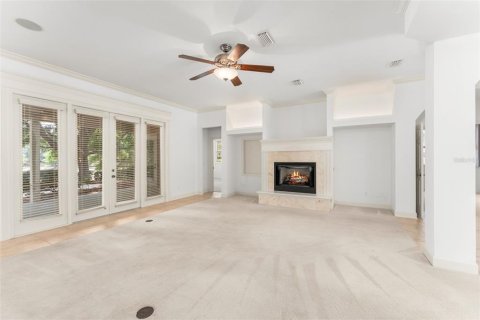 House in Newberry, Florida 5 bedrooms, 263.01 sq.m. № 2093275 - photo 7