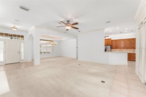 House in Newberry, Florida 5 bedrooms, 263.01 sq.m. № 2093275 - photo 15