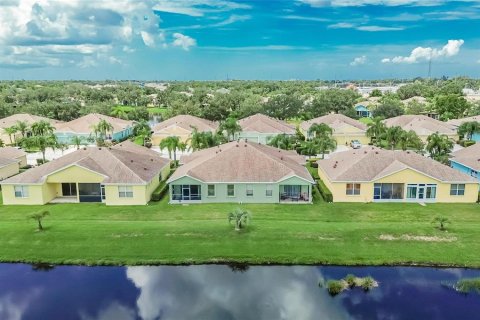 Villa ou maison à vendre à Riverview, Floride: 3 chambres, 141.3 m2 № 2334260 - photo 2