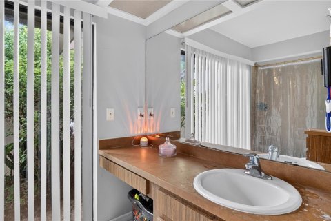 Condo in Winter Park, Florida, 3 bedrooms  № 2373745 - photo 15