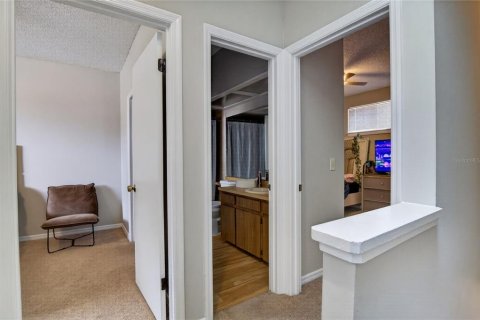 Condo in Winter Park, Florida, 3 bedrooms  № 2373745 - photo 12