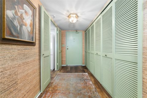 Condo in West Palm Beach, Florida, 2 bedrooms  № 1685670 - photo 28