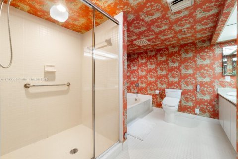 Condo in West Palm Beach, Florida, 2 bedrooms  № 1685670 - photo 22