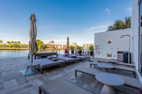 Copropriété à louer à Hollywood, Floride: 3 chambres, 104.89 m2 № 2171346 - photo 9