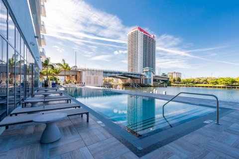 Copropriété à louer à Hollywood, Floride: 3 chambres, 104.89 m2 № 2171346 - photo 10