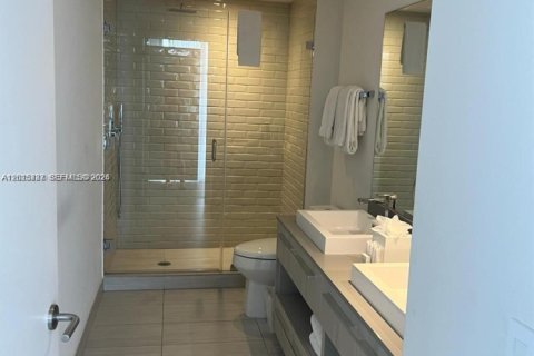 Copropriété à louer à Hollywood, Floride: 3 chambres, 104.89 m2 № 2171346 - photo 20
