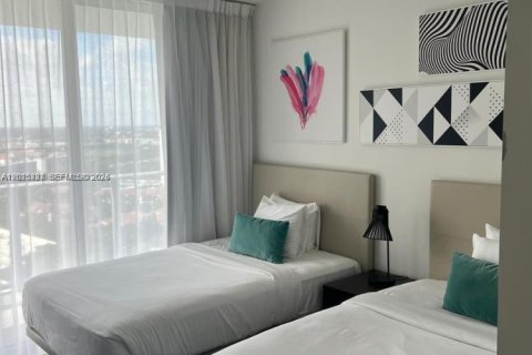 Copropriété à louer à Hollywood, Floride: 3 chambres, 104.89 m2 № 2171346 - photo 24