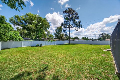 House in Spring Hill, Florida 4 bedrooms, 179.21 sq.m. № 1910333 - photo 30