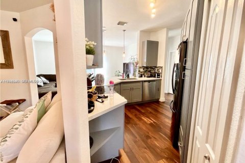 Villa ou maison à vendre à Doral, Floride: 4 chambres, 214.23 m2 № 2064057 - photo 6