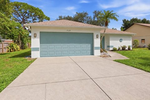 Villa ou maison à louer à Venice, Floride: 2 chambres, 89.19 m2 № 2385732 - photo 3