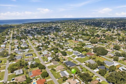 Villa ou maison à louer à Venice, Floride: 2 chambres, 89.19 m2 № 2385732 - photo 2