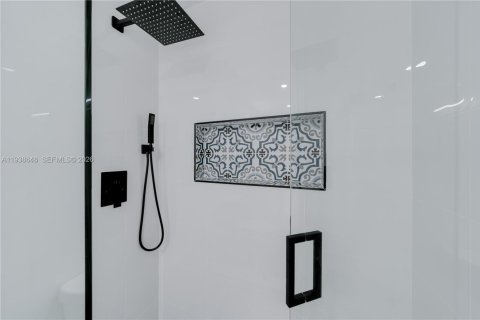 Снять в аренду виллу или дом в Катлер-Бей, Флорида 3 спальни, 127.18м2, № 1996327 - фото 23