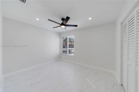 Снять в аренду виллу или дом в Катлер-Бей, Флорида 3 спальни, 127.18м2, № 1996327 - фото 20