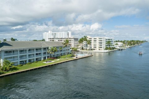 Condo in Fort Lauderdale, Florida, 1 bedroom № 2006707 - photo 3