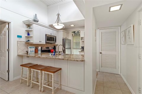 Copropriété à vendre à Longboat Key, Floride: 2 chambres, 94.2 m2 № 1918906 - photo 5