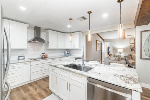Casa en venta en Winter Park, Florida, 4 dormitorios, 188.59 m2 № 1847117 - foto 10