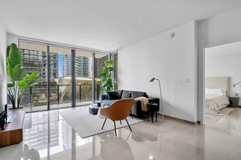 Condominio en venta en Miami, Florida, 2 dormitorios, 115.01 m2 № 1701632 - foto 2