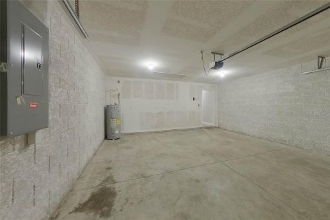 Купить виллу или дом в Лихай-Эйкерс, Флорида 4 комнаты, 104.05м2, № 2166862 - фото 14