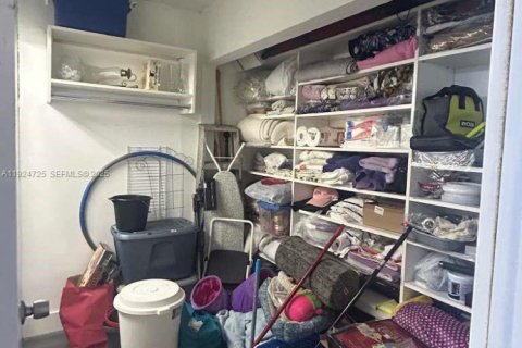 Condominio en venta en North Lauderdale, Florida, 2 dormitorios, 125.42 m2 № 2054934 - foto 23