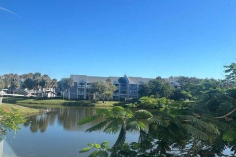 Condominio en venta en North Lauderdale, Florida, 2 dormitorios, 125.42 m2 № 2054934 - foto 7