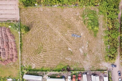 Immobilier commercial à vendre à Miami, Floride № 2018070 - photo 4