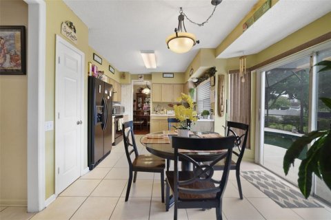 Casa en venta en Orlando, Florida, 3 dormitorios, 196.21 m2 № 1900200 - foto 10