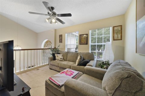 Casa en venta en Orlando, Florida, 3 dormitorios, 196.21 m2 № 1900200 - foto 18