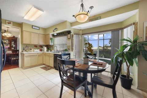 Casa en venta en Orlando, Florida, 3 dormitorios, 196.21 m2 № 1900200 - foto 11