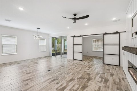 Villa ou maison à vendre à Leesburg, Floride: 3 chambres, 183.76 m2 № 2197605 - photo 6