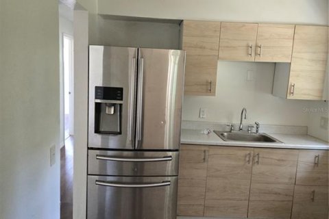 Купить виллу или дом в Апопка, Флорида 6 комнат, 96.99м2, № 1849893 - фото 7