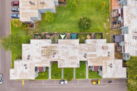 Copropriété à vendre à Tampa, Floride: 2 chambres, 101.08 m2 № 1771134 - photo 21