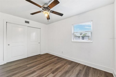 Copropriété à vendre à Tampa, Floride: 2 chambres, 101.08 m2 № 1771134 - photo 12