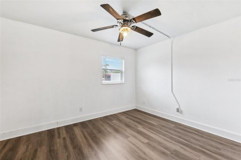 Copropriété à vendre à Tampa, Floride: 2 chambres, 101.08 m2 № 1771134 - photo 13