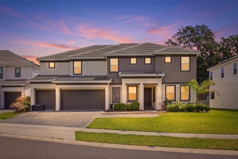 Casa en venta en Kissimmee, Florida, 13 dormitorios, 511.33 m2 № 2124371 - foto 2