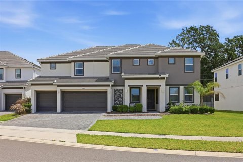 Casa en venta en Kissimmee, Florida, 13 dormitorios, 511.33 m2 № 2124371 - foto 3