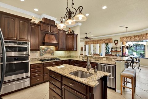 House in Homosassa, Florida 3 bedrooms, 349.78 sq.m. № 1626584 - photo 18