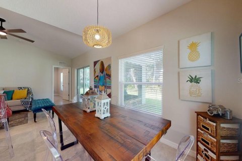 House in Palm Coast, Florida 3 bedrooms, 106.37 sq.m. № 1541758 - photo 10