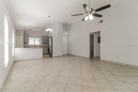 Casa en alquiler en Orlando, Florida, 3 dormitorios, 128.02 m2 № 1914557 - foto 3