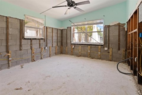 Villa ou maison à vendre à Saint Petersburg, Floride: 2 chambres, 85.47 m2 № 2232358 - photo 8