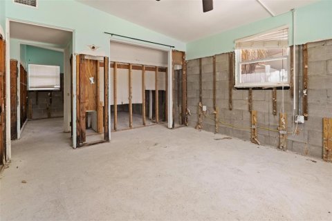 Villa ou maison à vendre à Saint Petersburg, Floride: 2 chambres, 85.47 m2 № 2232358 - photo 9