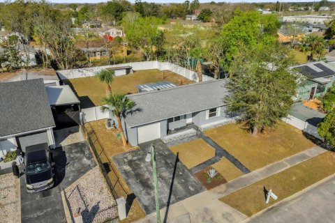 House in Orlando, Florida 3 bedrooms, 88.63 sq.m. № 1550426 - photo 3
