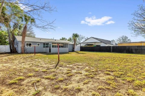 House in Orlando, Florida 3 bedrooms, 88.63 sq.m. № 1550426 - photo 22
