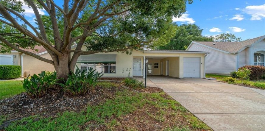 Casa en Lady Lake, Florida 2 dormitorios, 123.75 m2 № 2137685