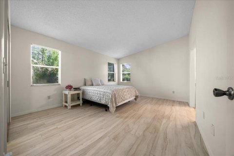 Casa en venta en Lady Lake, Florida, 2 dormitorios, 123.75 m2 № 2137685 - foto 19