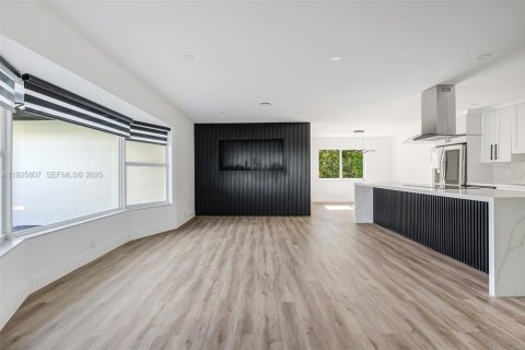Villa ou maison à vendre à Fort Lauderdale, Floride: 3 chambres, 173.73 m2 № 1984199 - photo 5