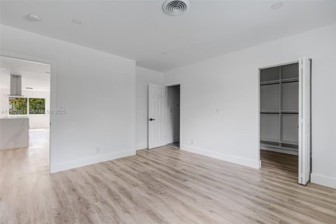 Villa ou maison à vendre à Fort Lauderdale, Floride: 3 chambres, 173.73 m2 № 1984199 - photo 17