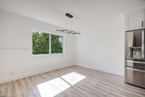 Villa ou maison à vendre à Fort Lauderdale, Floride: 3 chambres, 173.73 m2 № 1984199 - photo 14